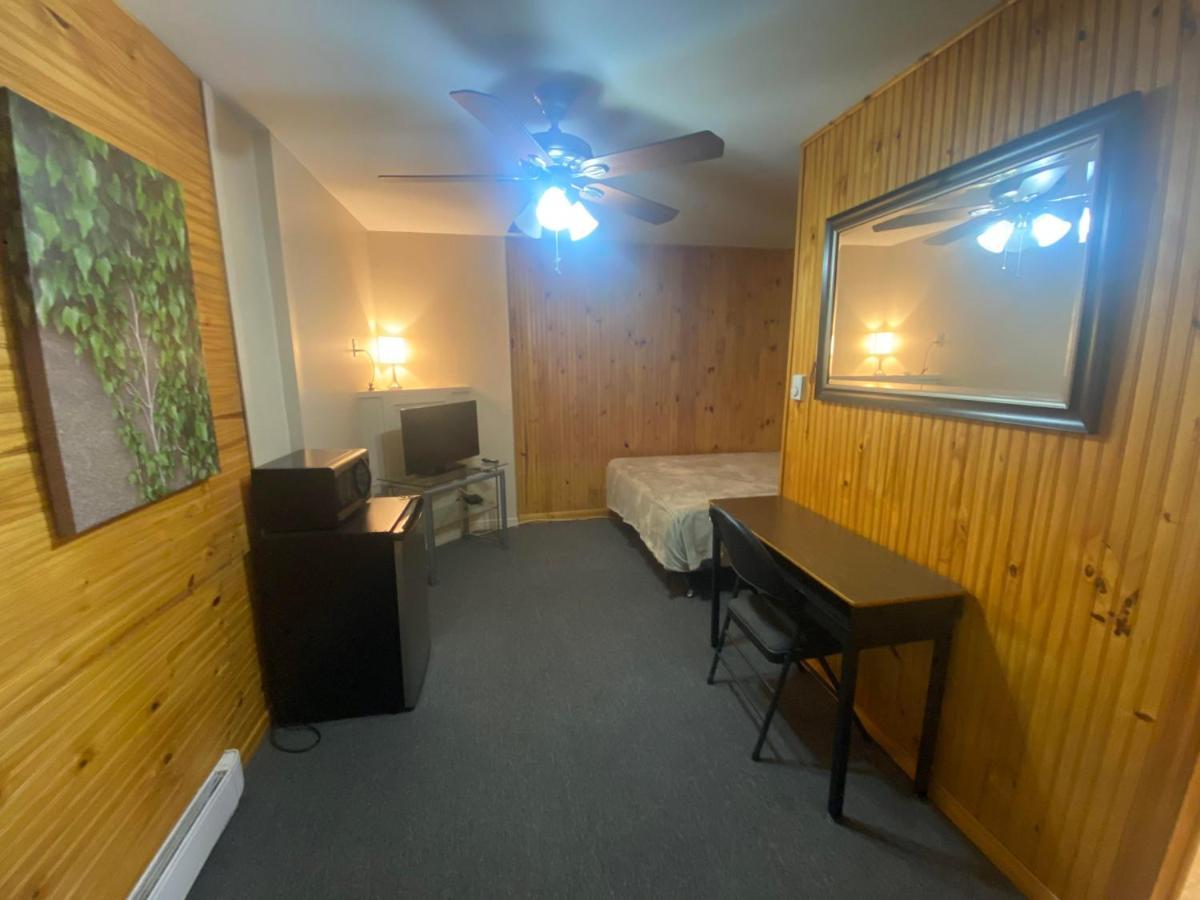 Hillcrest Motel Сент-Джон Екстер'єр фото